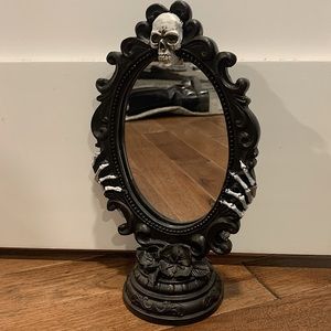 Skull mirror